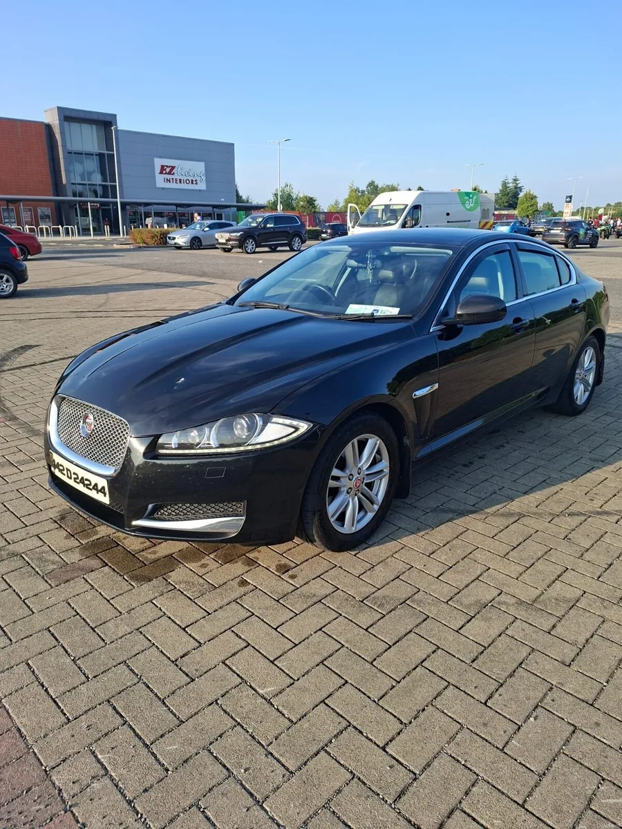 Jaguar XF - Image 3