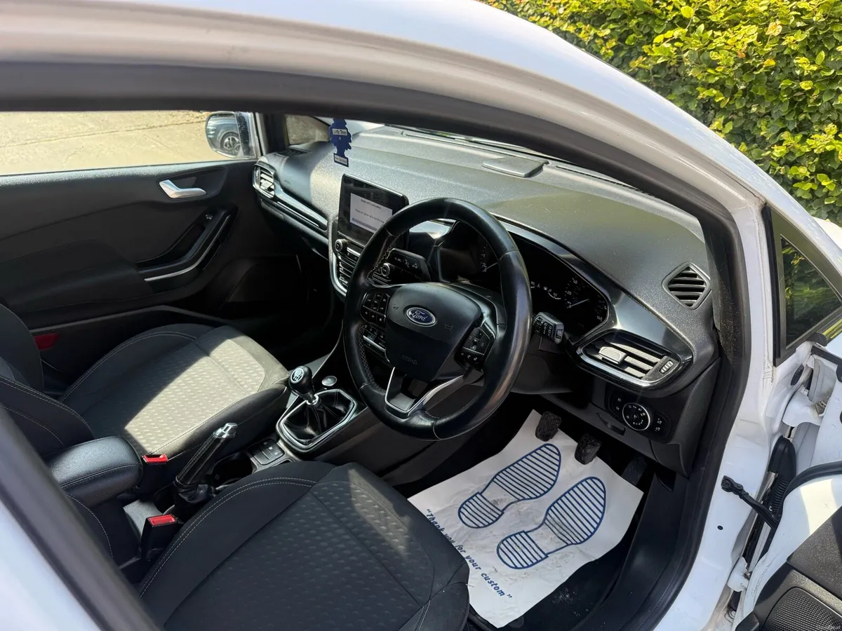 2019 ford fiesta titanium 1.5diesel - Image 5