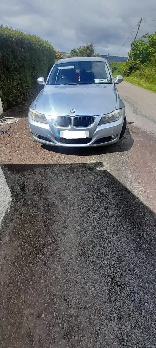 BMW 3-Series 2010 - Image 5