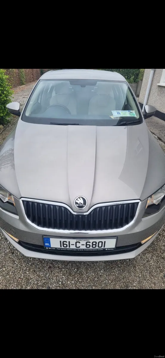 2016 skoda octavia style model very low miles - Image 3