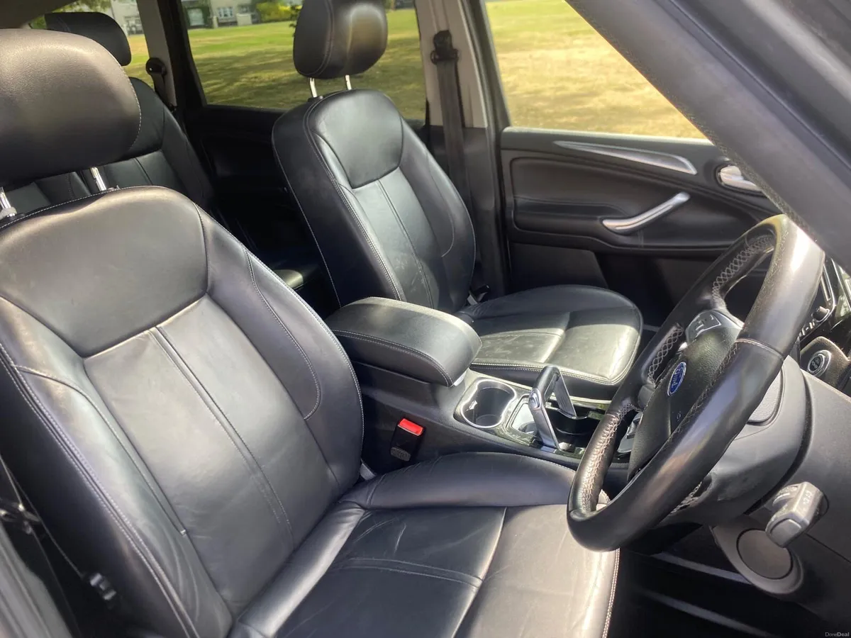 Ford S-Max 2010 - Image 4