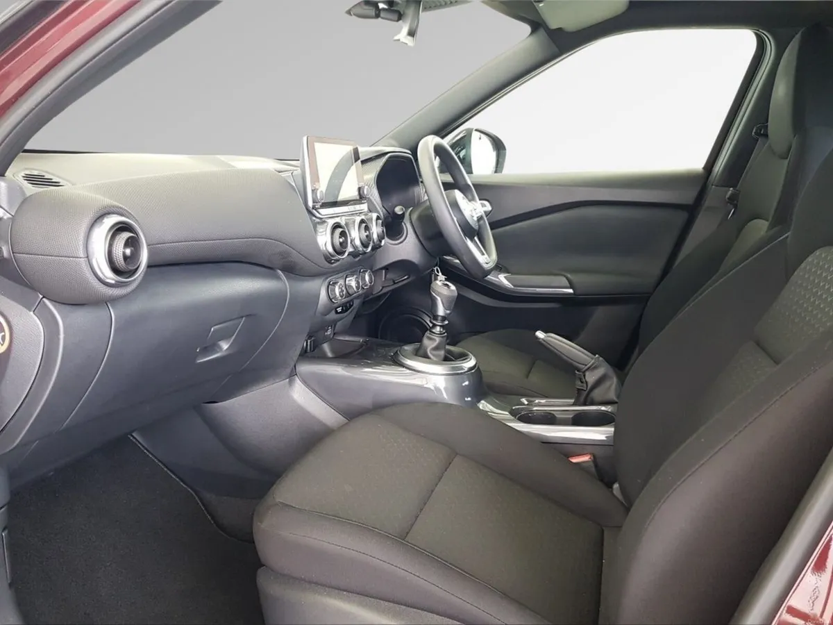 Nissan Juke 1.0T PET 2WD SV €2000 scrappage offer - Image 3