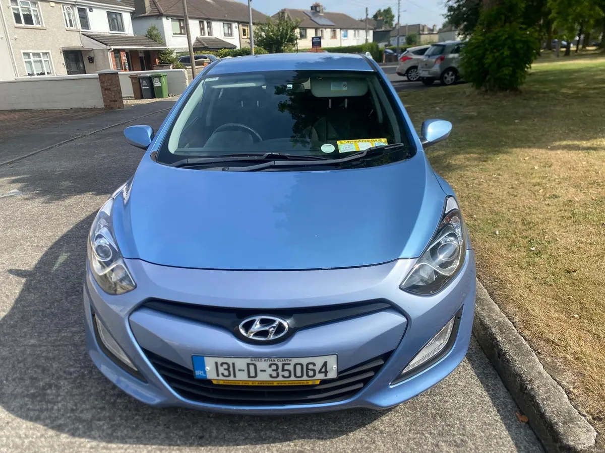 Hyundai i30 2013 - Image 2