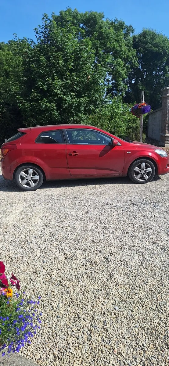 Kia Ceed 2009 - Image 2