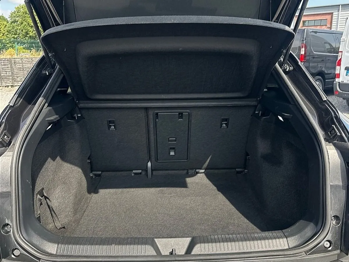 Volkswagen ID.4 BUSINESS 77kWh 204HP - Image 6