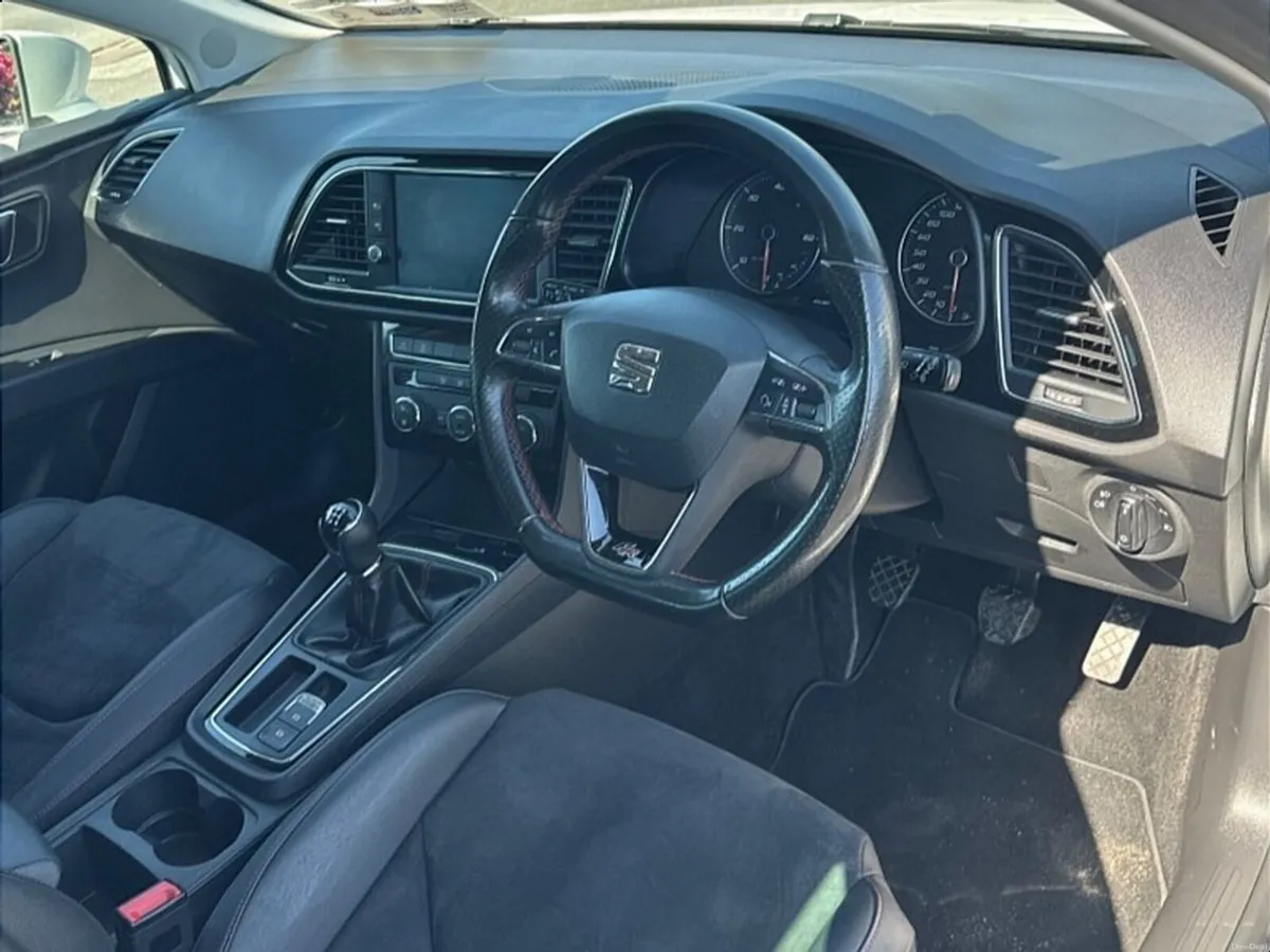 SEAT Leon 2.0TDI 150HP FR - Image 2