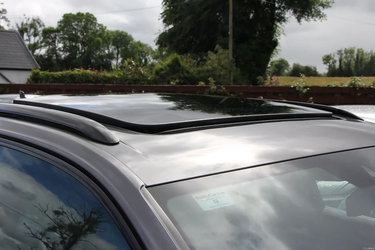 Touareg R line Black Edition * 286Bhp Tdi 2 seater - Image 6