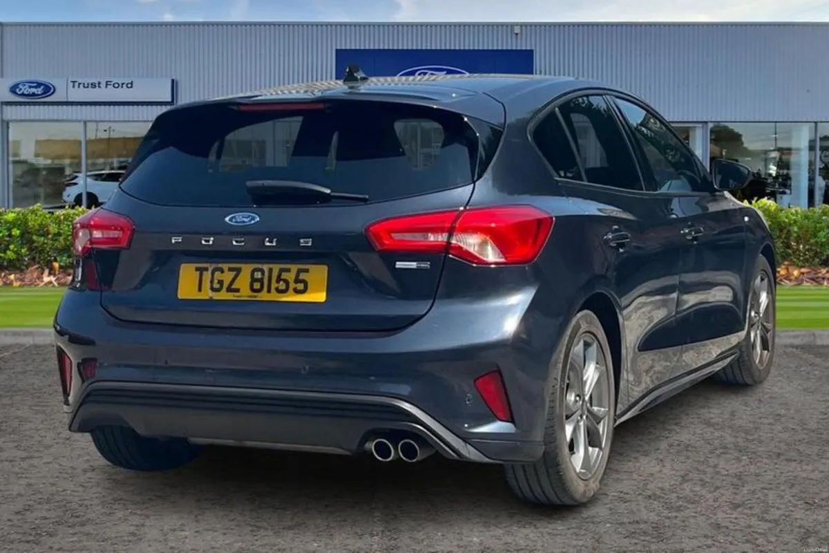 Ford Focus ST-Line Edition - Image 4