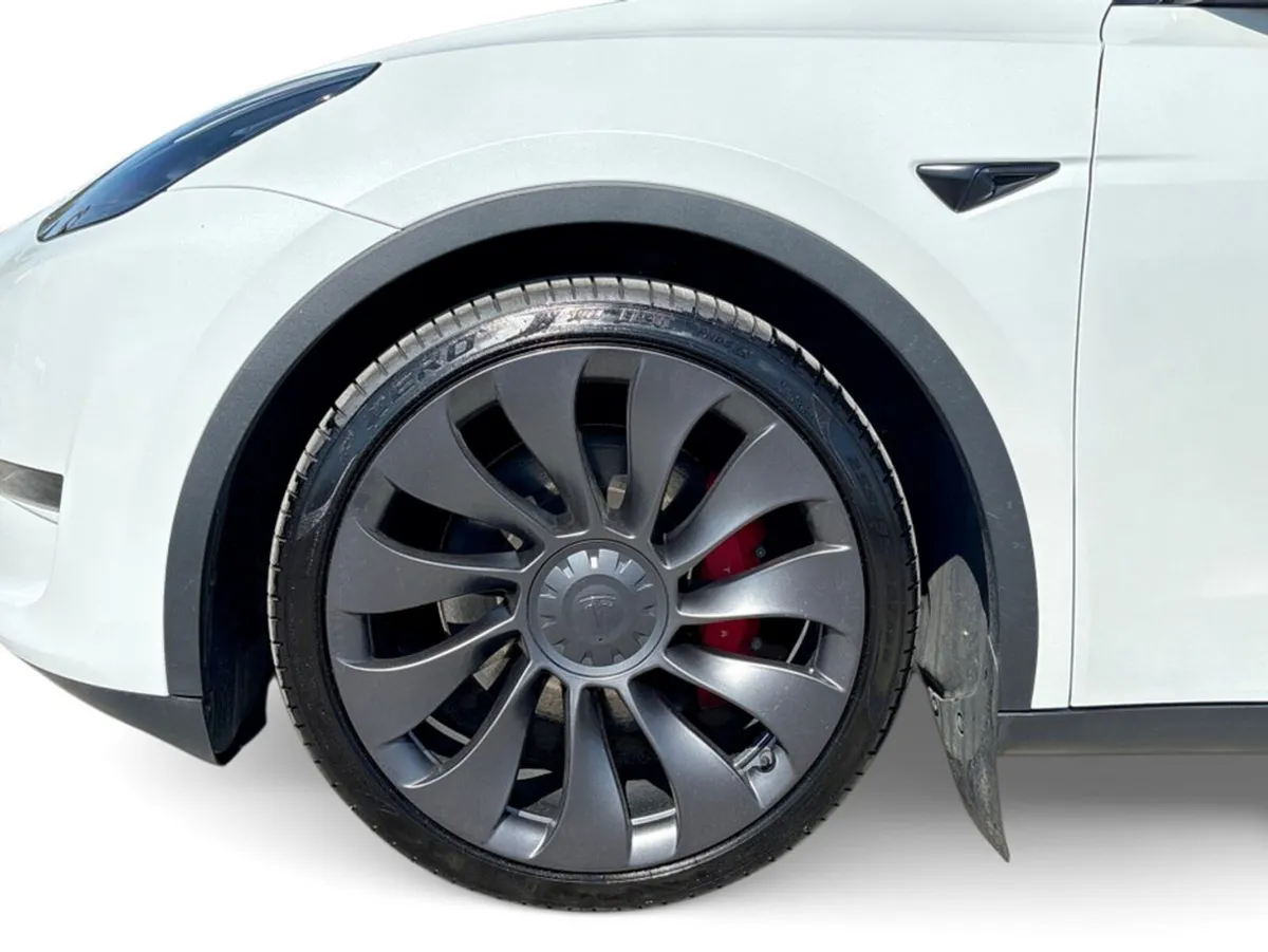 Tesla Model Y Performance All-Wheel Drive - Image 4
