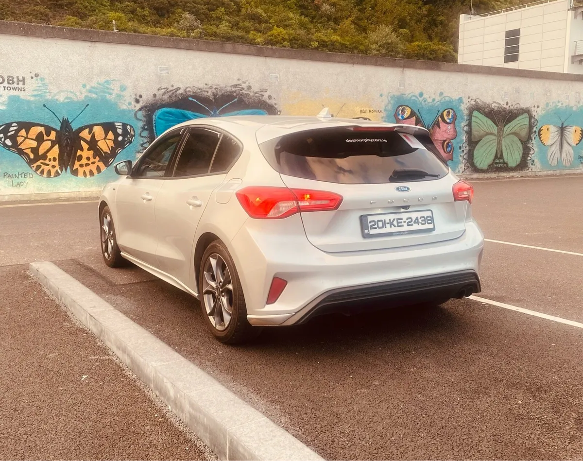 Ford Focus St-line 5D 1.5TD - Image 4