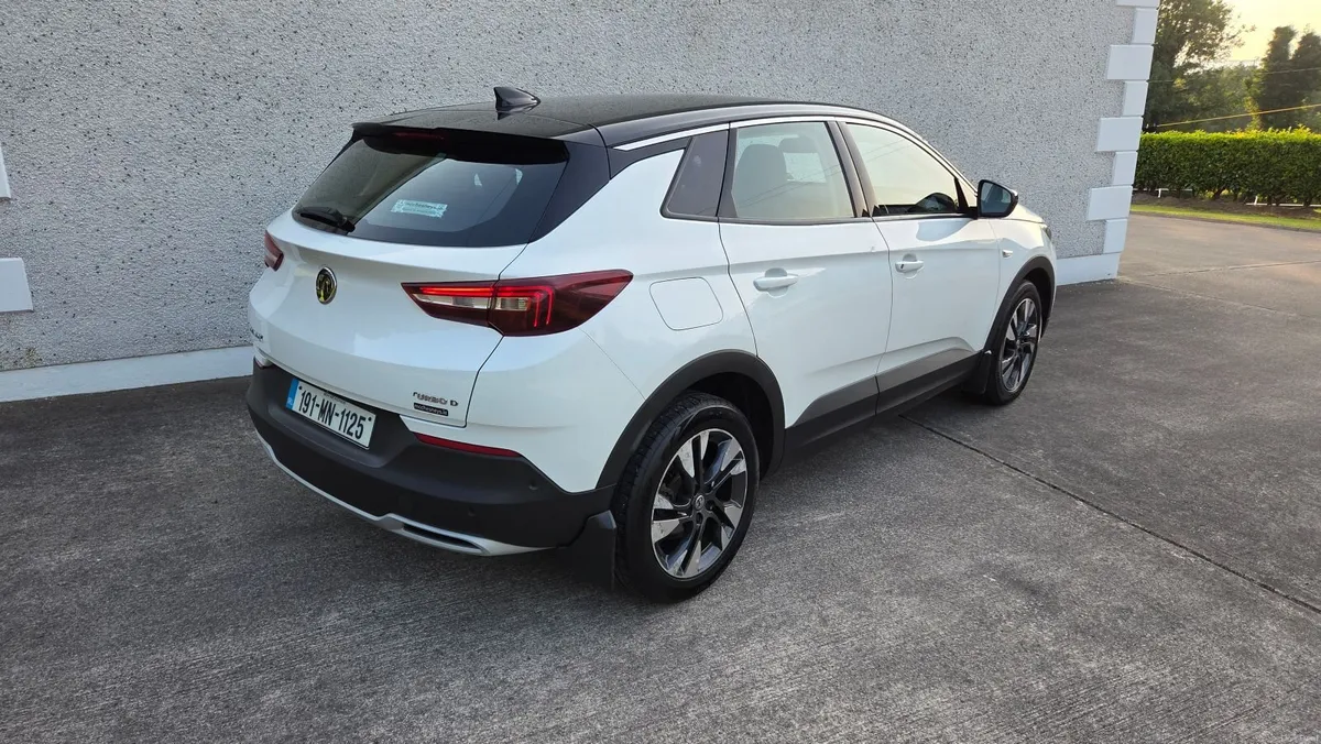 191 Vauxhall Grandland X 1.5 TD Sports Nav - Image 2