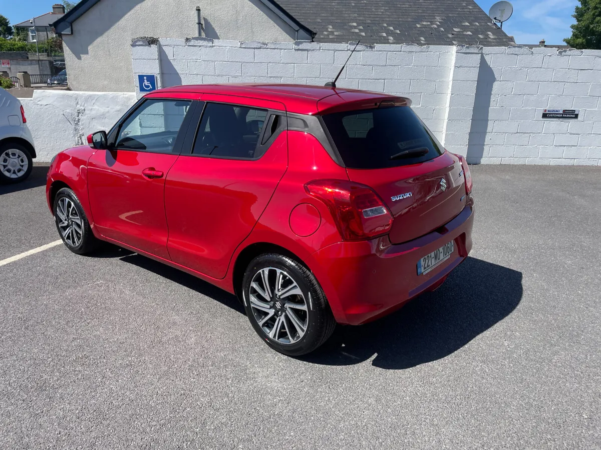 Suzuki Swift 1.2 Hybrid SZ5 MT - Image 6