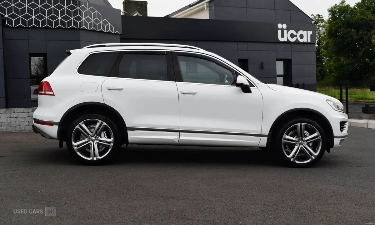 Volkswagen Touareg 3.0 Touareg V6 R-Line+ TDI Blue - Image 4