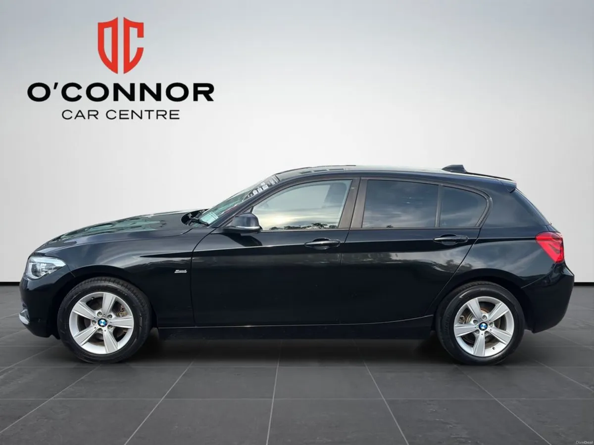 BMW 1-Series Black paint, BMW badge. the rest spea - Image 3