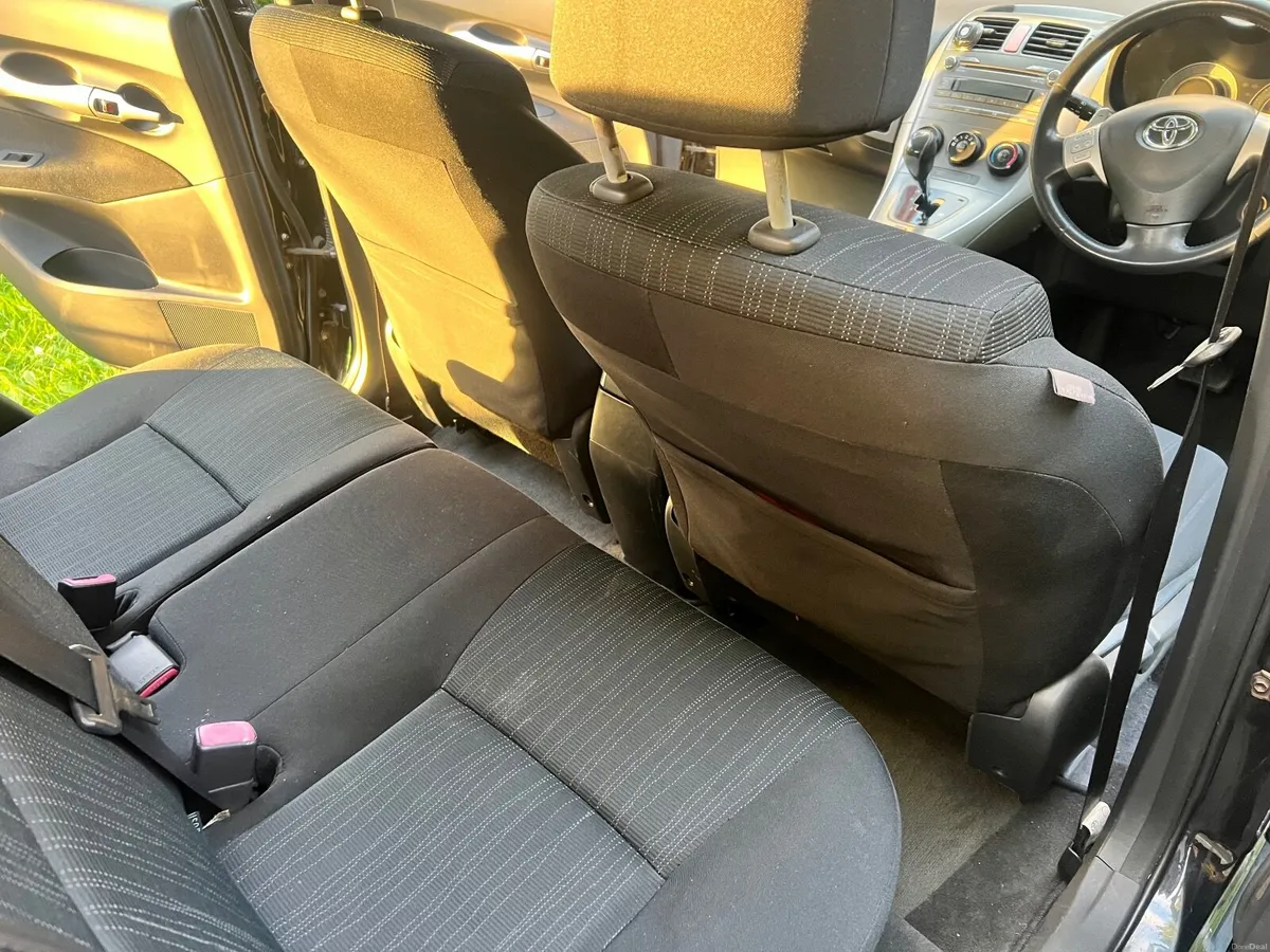 Toyota Auris 2008 - Image 5