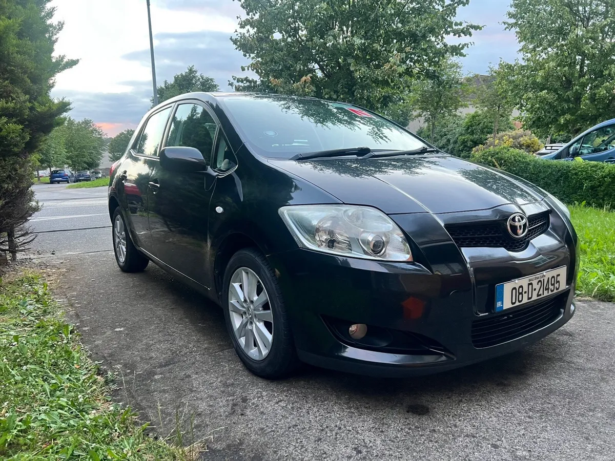 Toyota Auris 2008 - Image 1