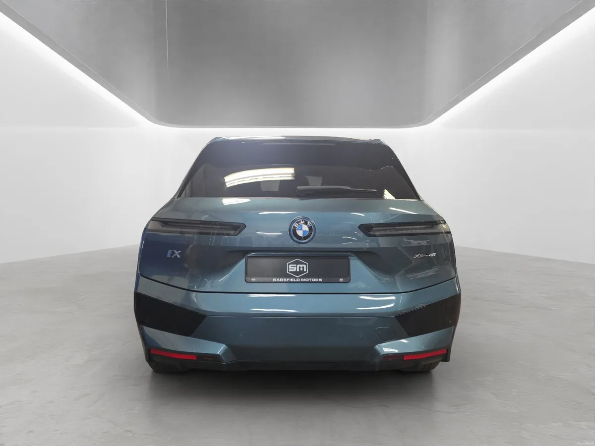 2022 BMW IX XDRIVE40 EDITION. - Image 5