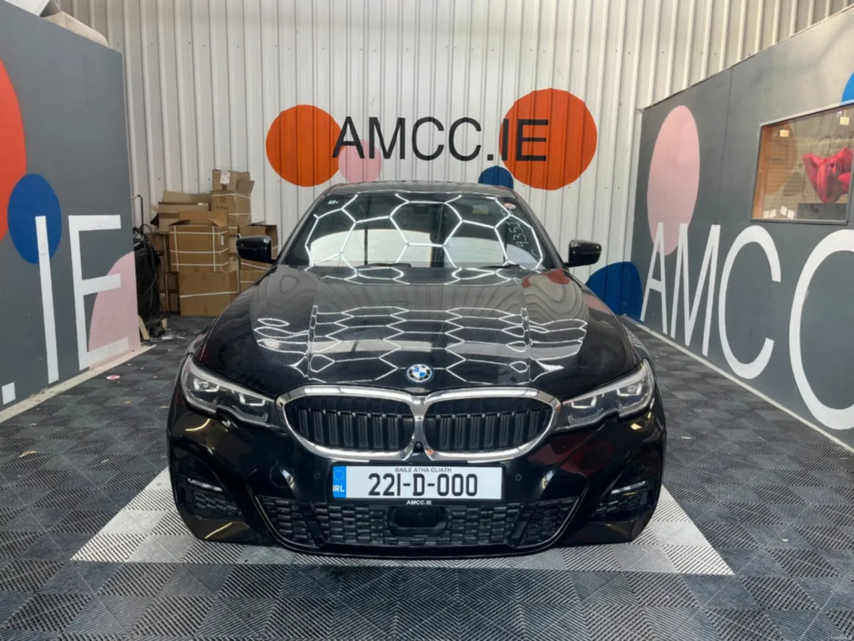 BMW 3-Series 2022 BMW 330E M-SPORT 2.0 AUTOMATIC / - Image 5