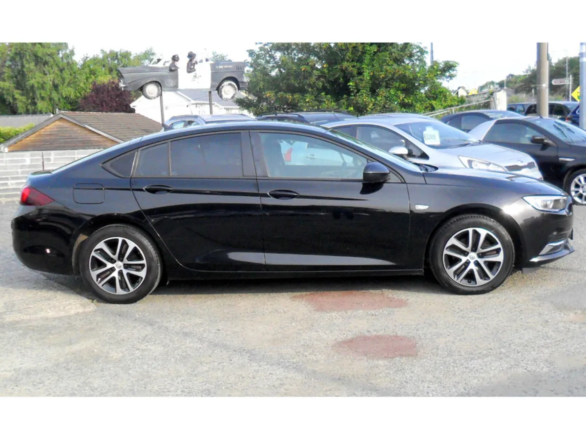 Opel Insignia GRAND SPORT 1.6 CDTI 110PS 5DR...... - Image 4