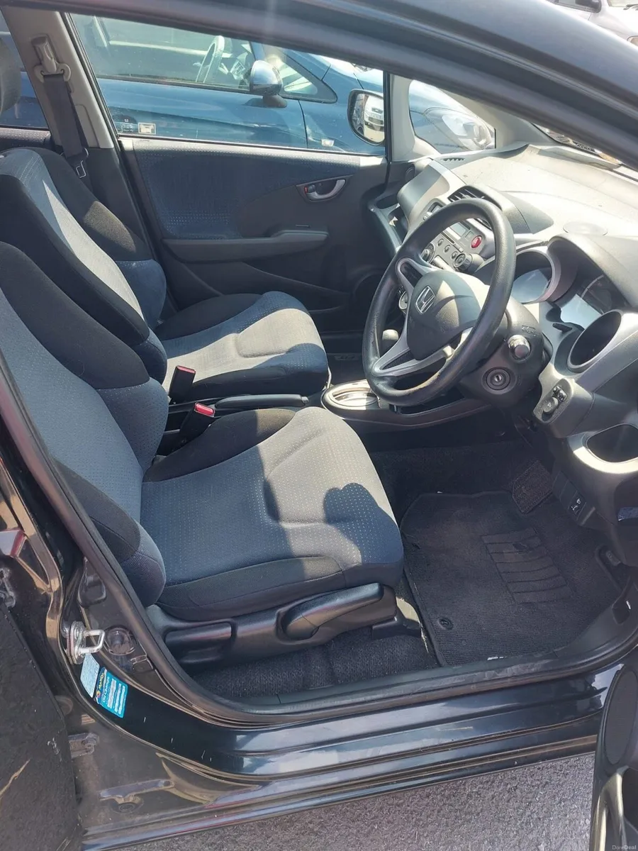 Honda FIT / Automatic /1.3 Petrol - Image 4