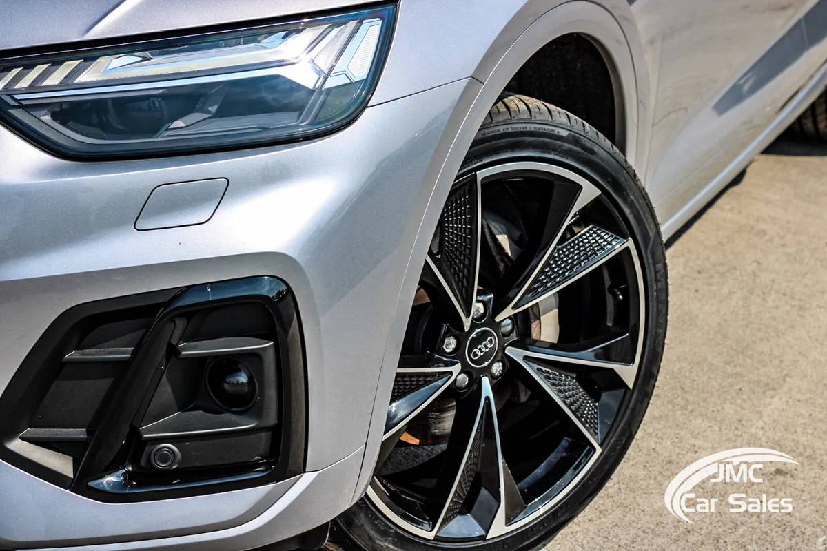 2022 AUDI Q5 S-LINE QUATTRO 50 TFSI E - Image 2
