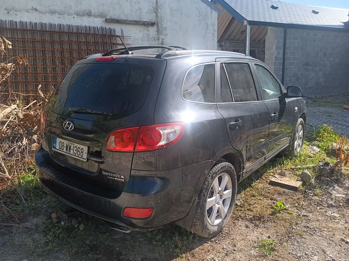 Hyundai Santa Fe 2008 - Image 2