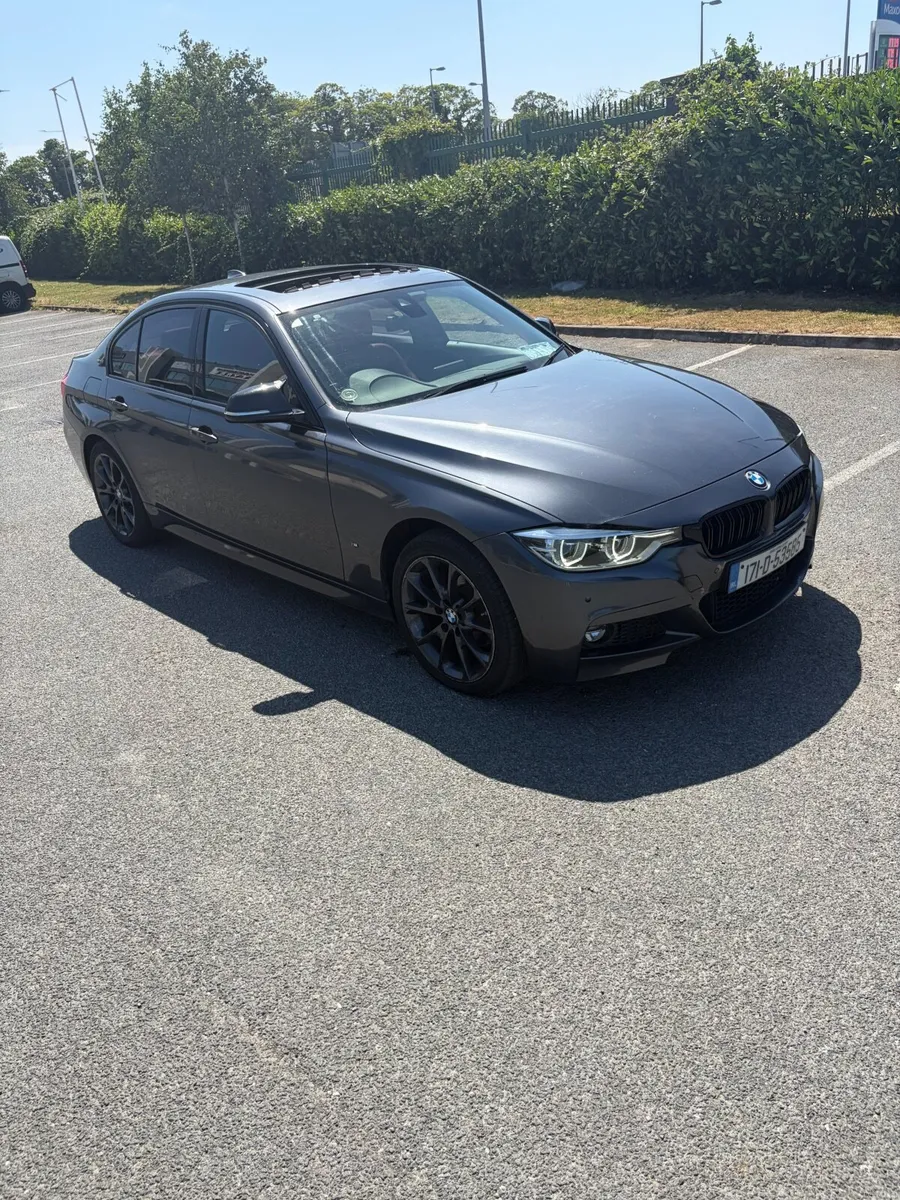 2017 BMW 330e M Sport – Rare Spec | Red Leather | - Image 1