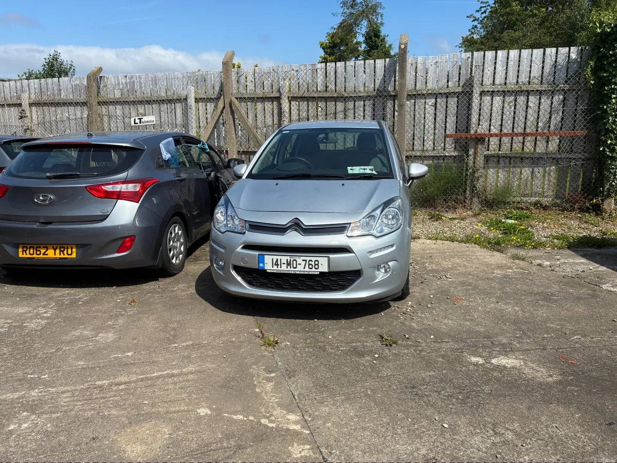 Car - Image 4