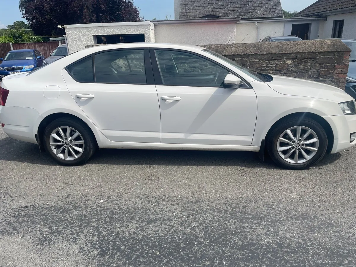 Skoda Octavia Ambition 2017 - Image 3
