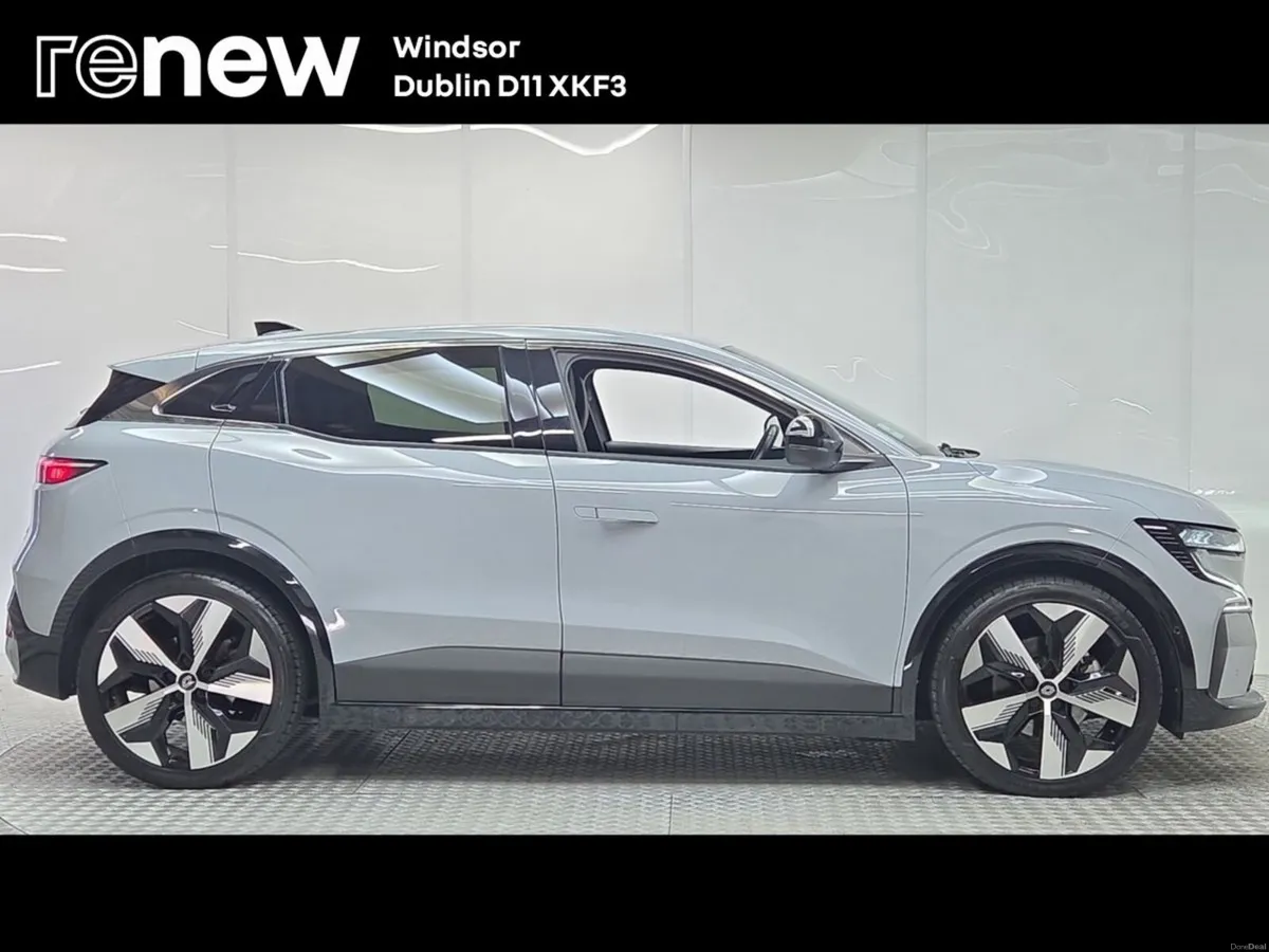 Renault Megane E-Tech EV40 130hp Techno - Image 6