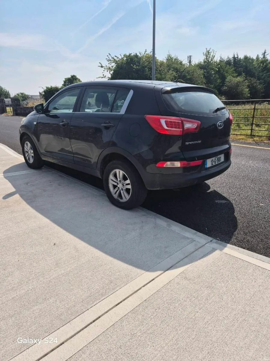 KIA SPORTAGE Diesel - Image 3