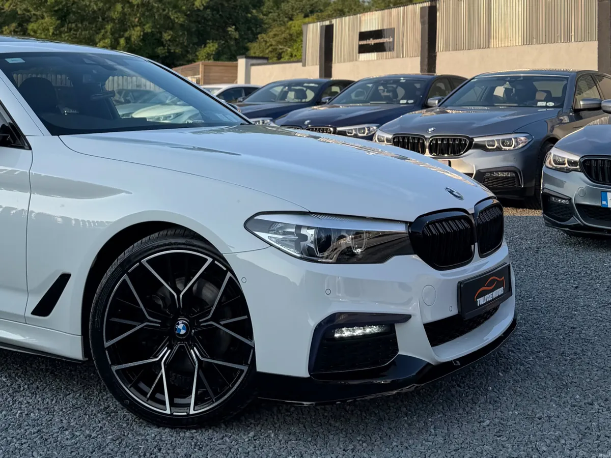BMW G30 M-SPORT SUN ROOF 2019 - Image 4