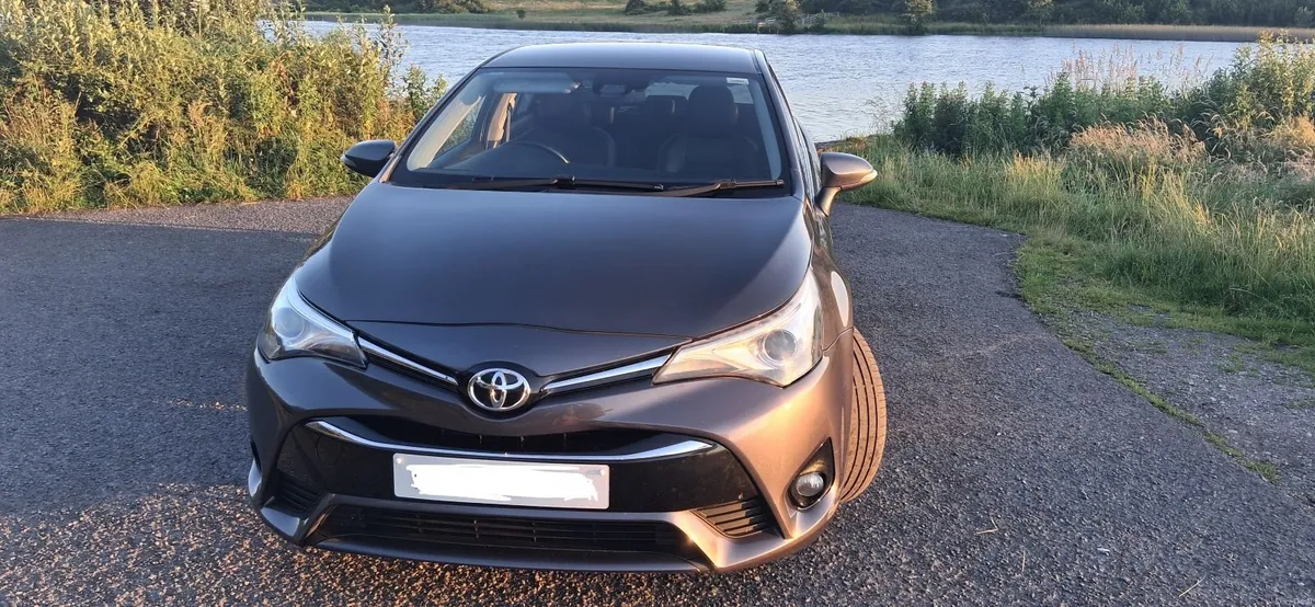 Toyota Avensis 2015 - Image 4
