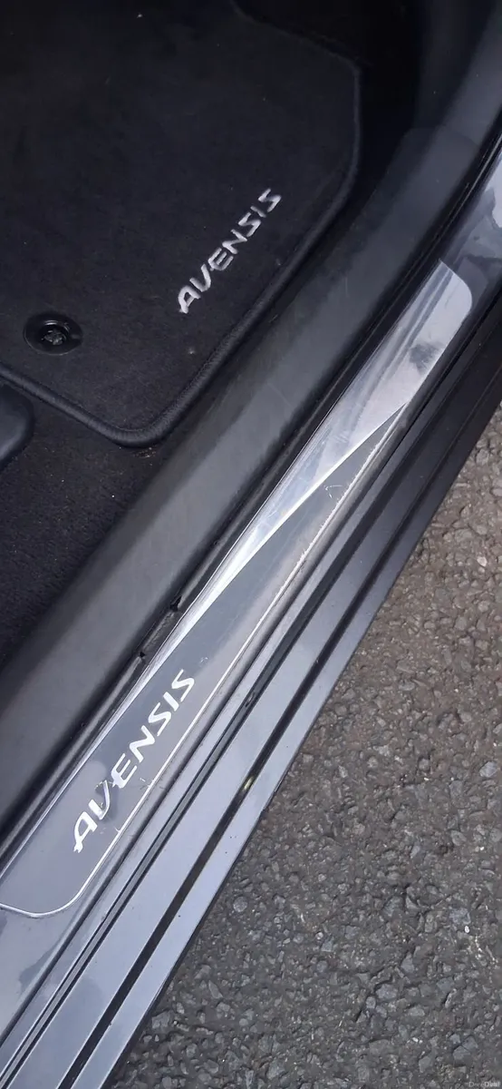Toyota Avensis 2015 - Image 5