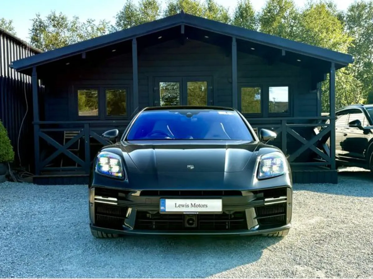 Porsche Panamera Turbo E-Hybrid, 680BHP, BOSE SOUN - Image 2