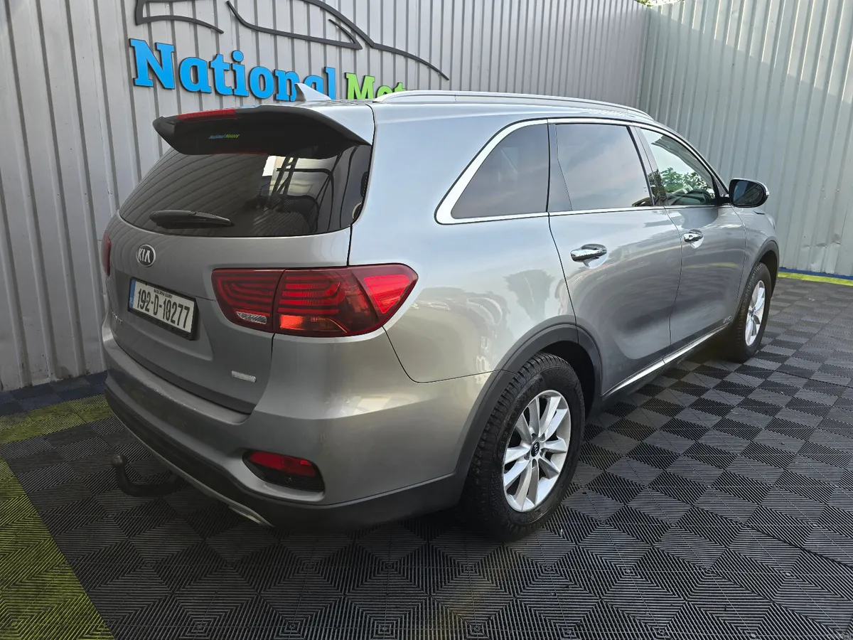 2019 Kia Sorento 2.2  4x4 5 seats - Image 3