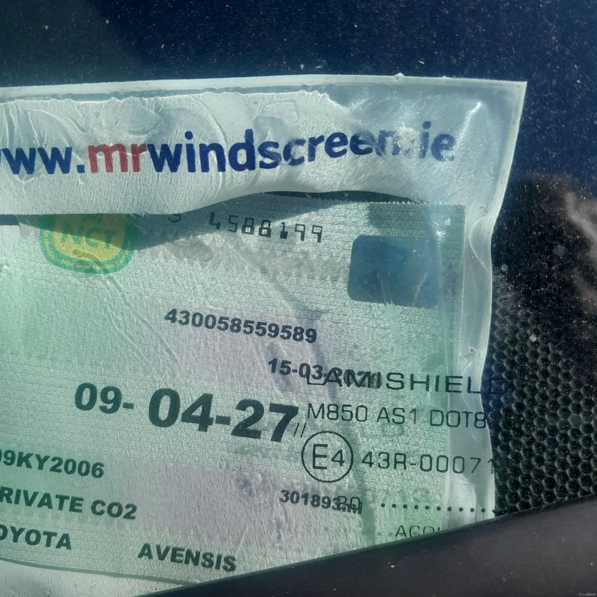 Toyota Avensis 2009 - Image 2