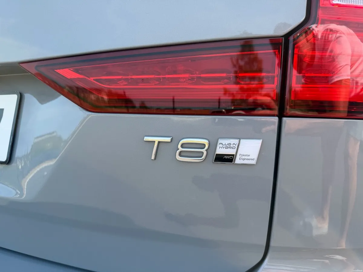 Volvo V60 T8 Ultra Dark Polestar - Image 3