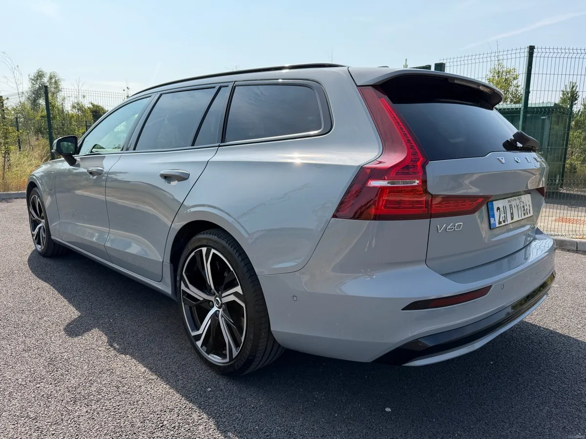 Volvo V60 T8 Ultra Dark Polestar - Image 5