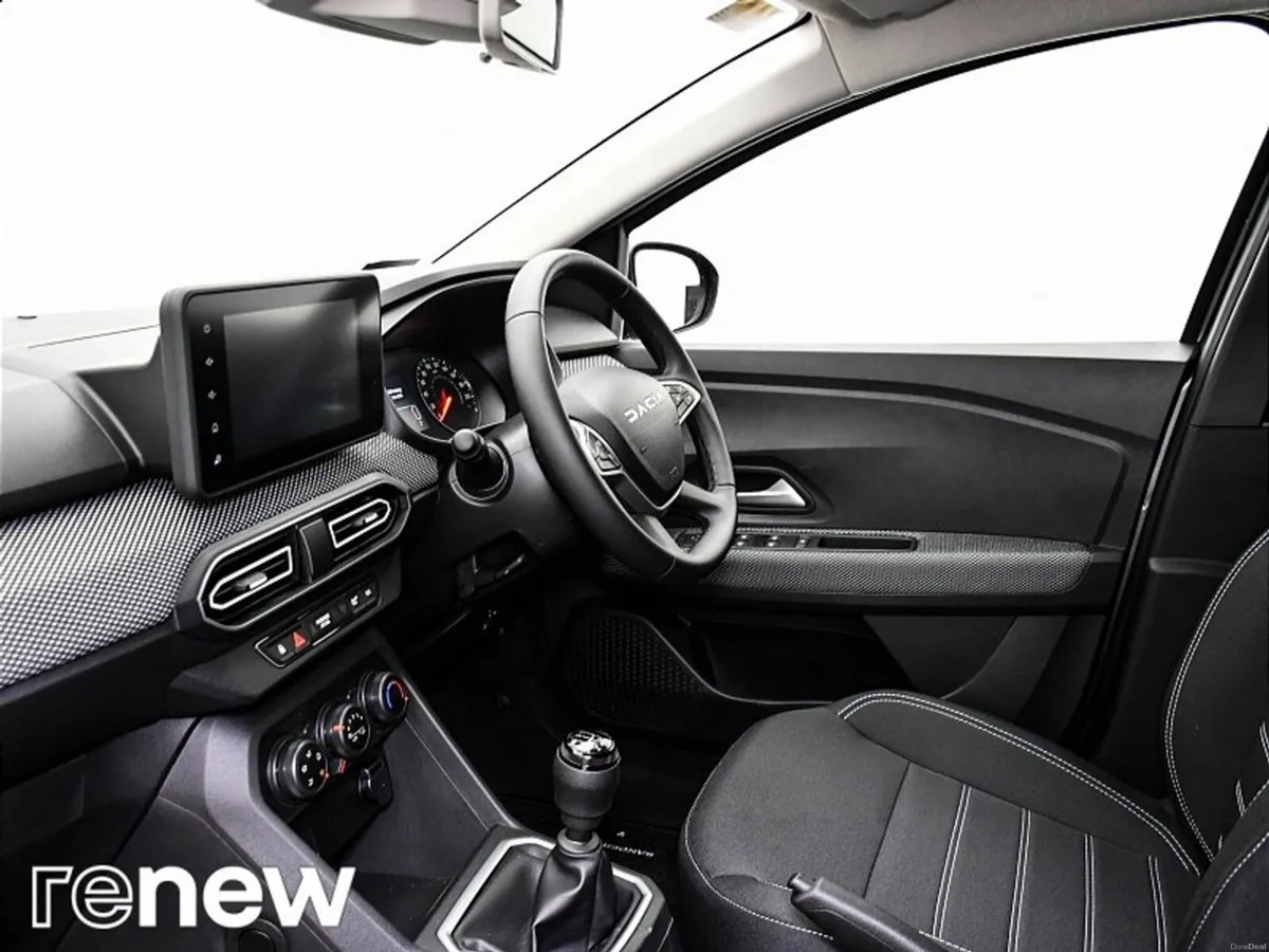 Dacia Sandero Expression TCe 90 5Sp GSR2 - Image 5