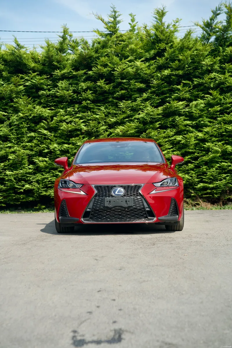 Lexus IS 300H F Sport 2018-High Spec - Image 2