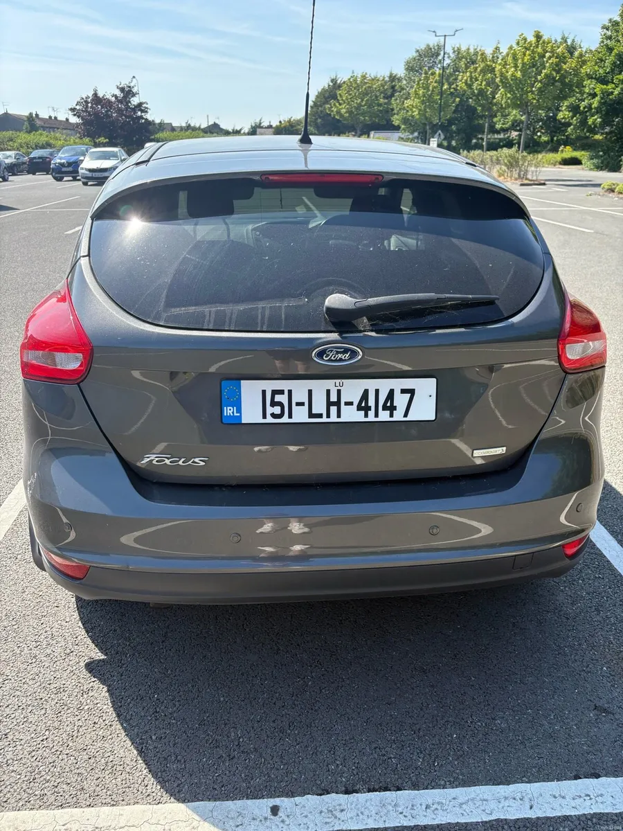 Ford Focus 2015 Zetec - Image 3