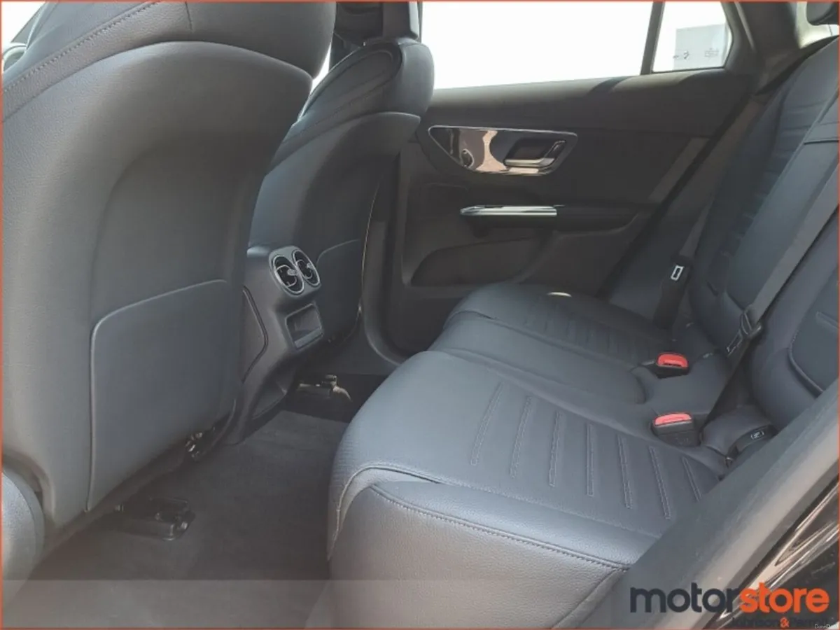 Mercedes-Benz GLC Glc 300 Amg Line E 4Matic Auto - Image 5