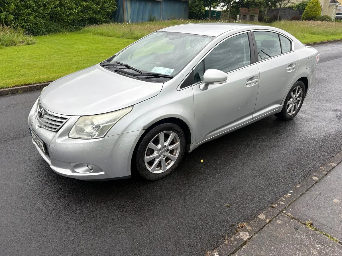 2011 Toyota Avensis 2.0 d4d - Image 1