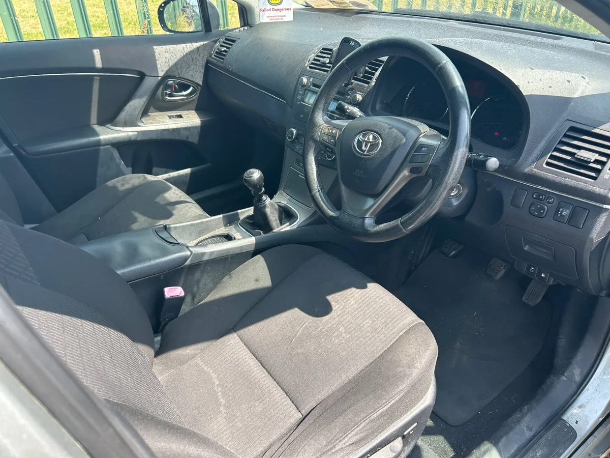 Toyota Avensis 2.0D4D - Image 6