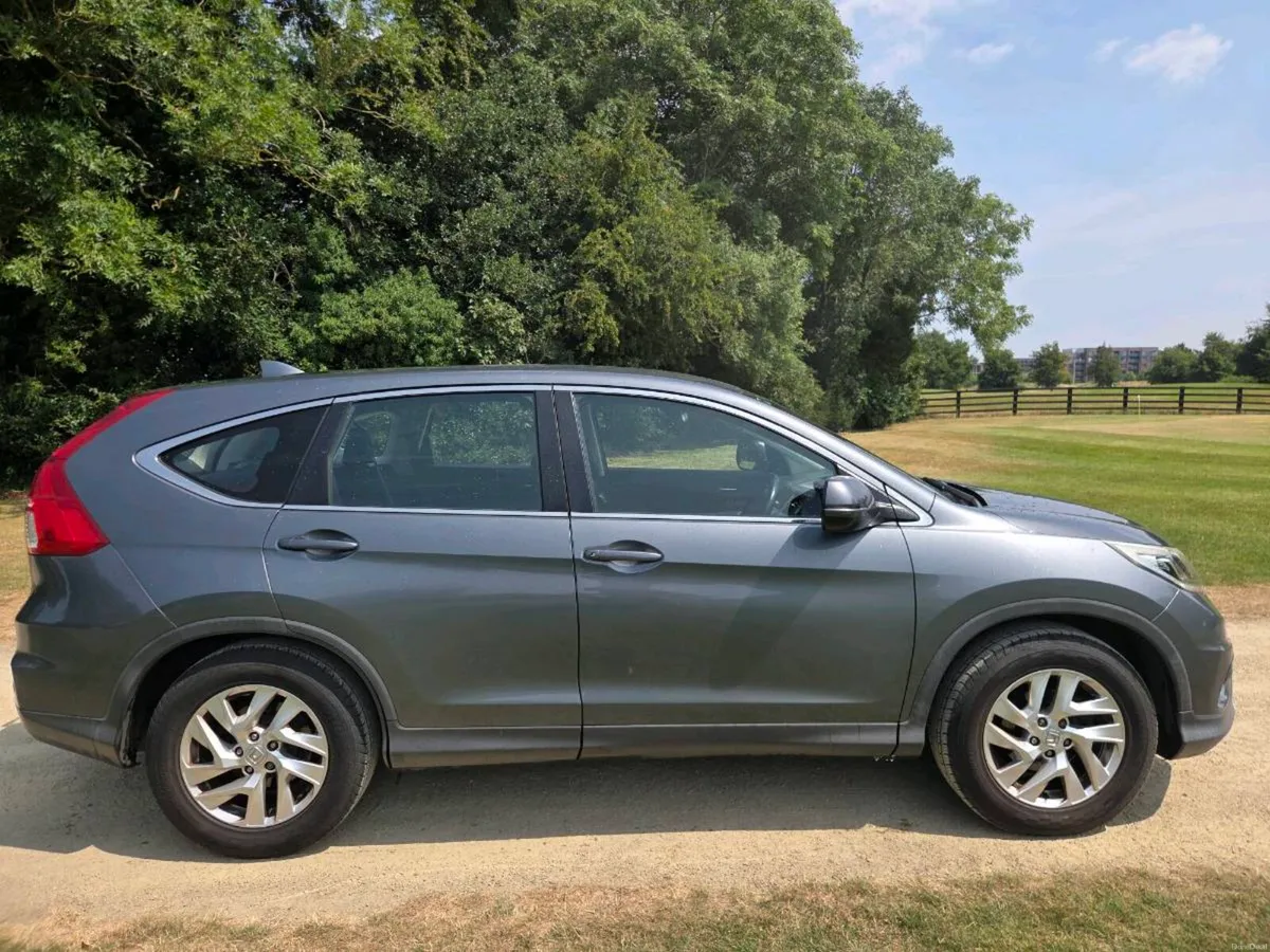 2016 HONDA CRV NCT AND TAXED - Image 1