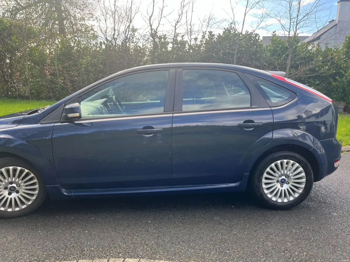 Ford Focus 2009 - Image 1