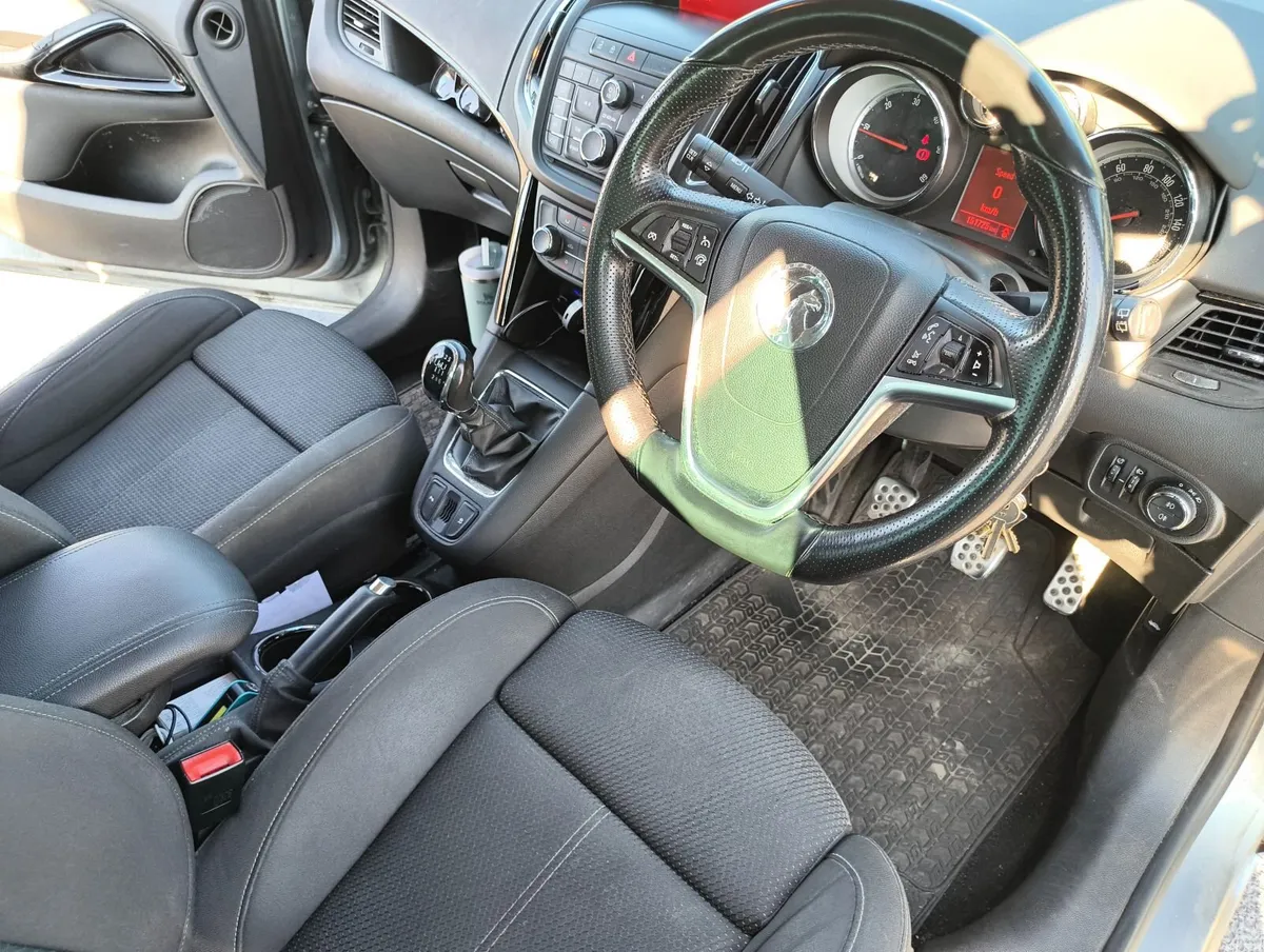 2014 Vauxhall/Opel Zafira Tourer SRI 2.0 CDTI - Image 4