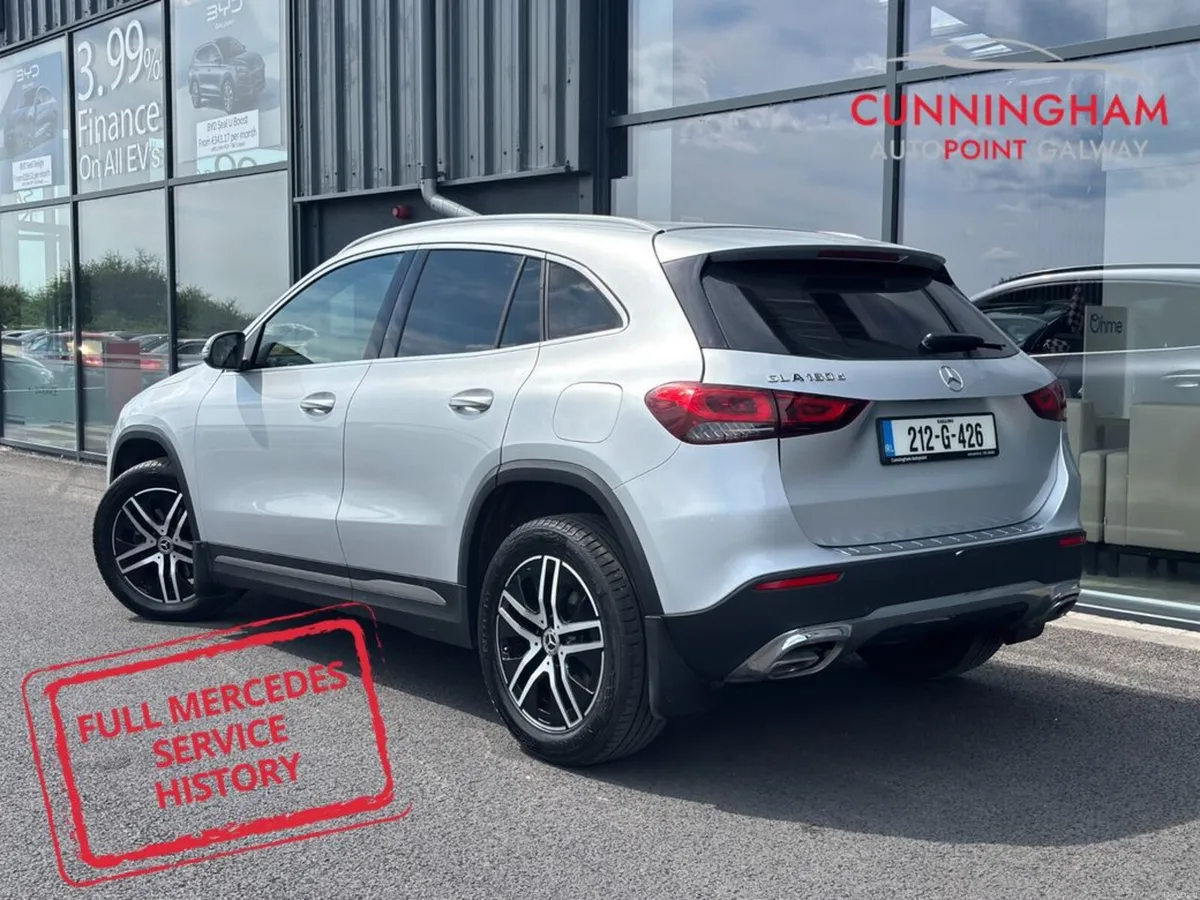Mercedes-Benz GLA 180d Urban Auto - Image 2