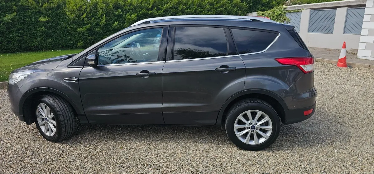 Ford Kuga 2016 - Image 4